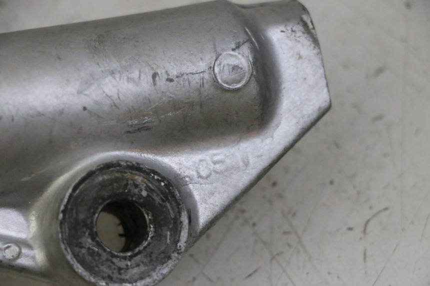 photo de OSŁONA WIDEŁEK ZAWIESZENIA PRZEDNIEGO YAMAHA PW 80 (1983 - 2014) - Szczegóły charakterystyczne