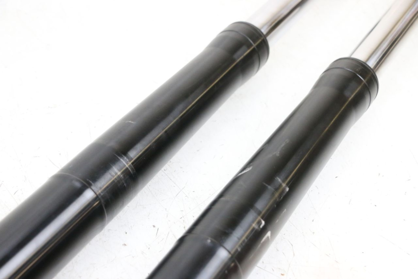 photo de OSŁONA WIDEŁEK AMORTYZATORA BMW R GS 1250 (2021 - 2024) - Kontrola wizualna