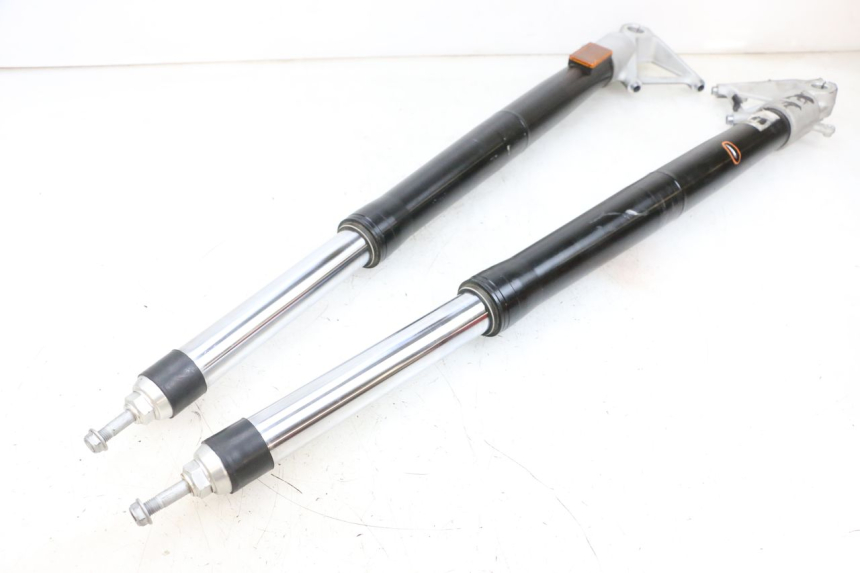 photo de OSŁONA WIDEŁEK AMORTYZATORA BMW R GS 1250 (2021 - 2024) - Oznaczenia i referencje