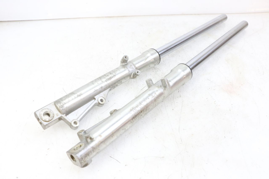 photo de OSŁONA WIDEŁEK ZAWIESZENIA PRZEDNIEGO REGAL RAPTOR RAXTER 2 125 (2007 - 2015) - Zbliżenie techniczne