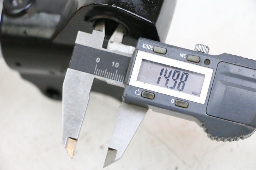 photo de OSŁONA WIDEŁEK AMORTYZATORA APOLLO RFZ 125 - Szczegół części