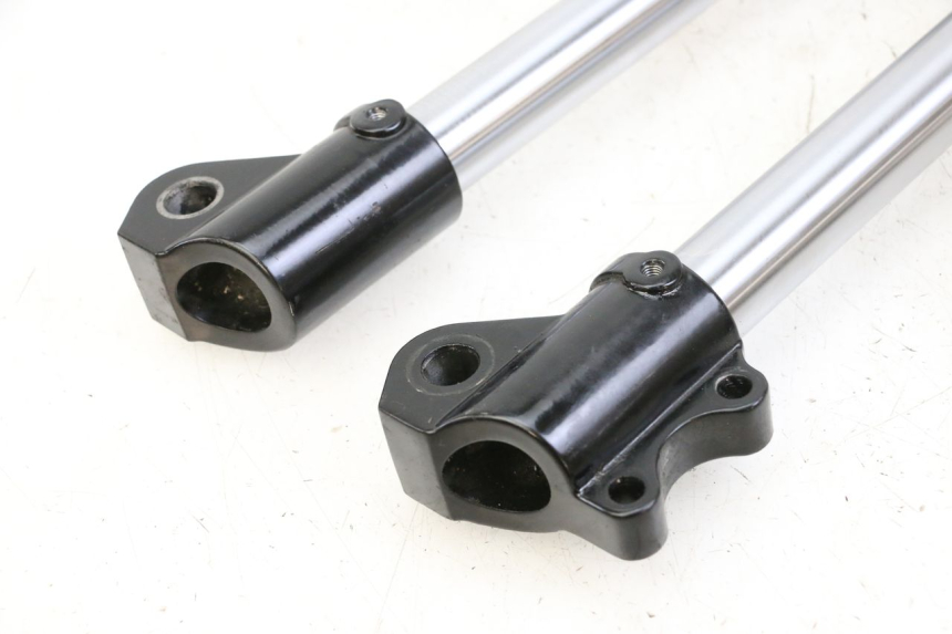 photo de OSŁONA WIDEŁEK AMORTYZATORA APOLLO RFZ 125 - Kontrola wizualna