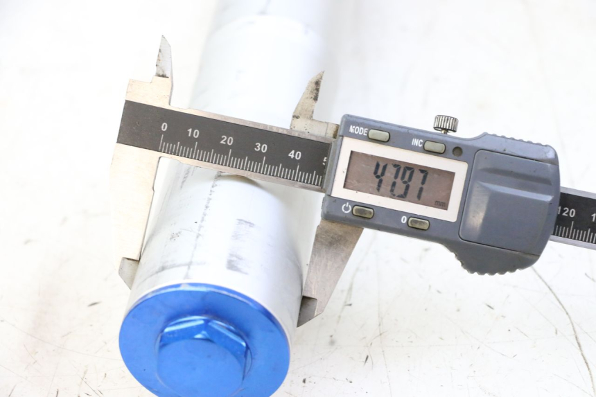 photo de OSŁONA WIDEŁEK AMORTYZATORA APOLLO RFZ 125 - Widok ogólny