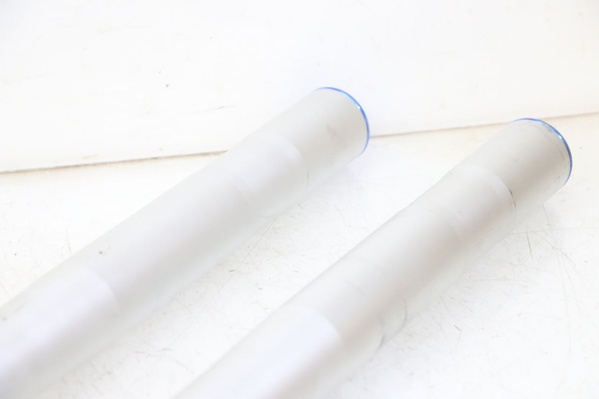 photo de OSŁONA WIDEŁEK AMORTYZATORA APOLLO RFZ 125 - Widok produktu