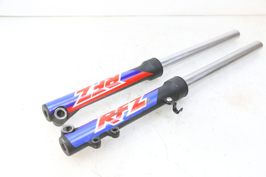 photo de OSŁONA WIDEŁEK AMORTYZATORA APOLLO RFZ 125 - Widok główny