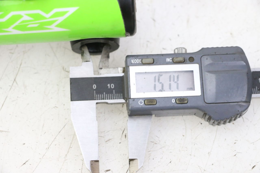 photo de OSŁONA WIDEŁEK AMORTYZATORA APOLLO RFZ 125 - Szczegół części