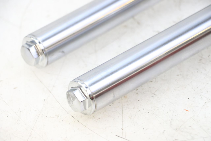 photo de OSŁONA WIDEŁEK AMORTYZATORA APOLLO RFZ 125 - Część sprawdzona