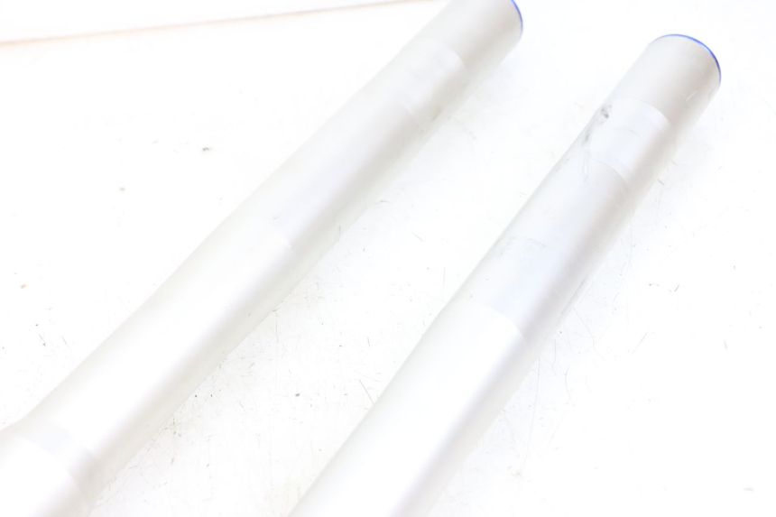 photo de OSŁONA WIDEŁEK ZAWIESZENIA PRZEDNIEGO APOLLO RFZ 140 - Zbliżenie techniczne