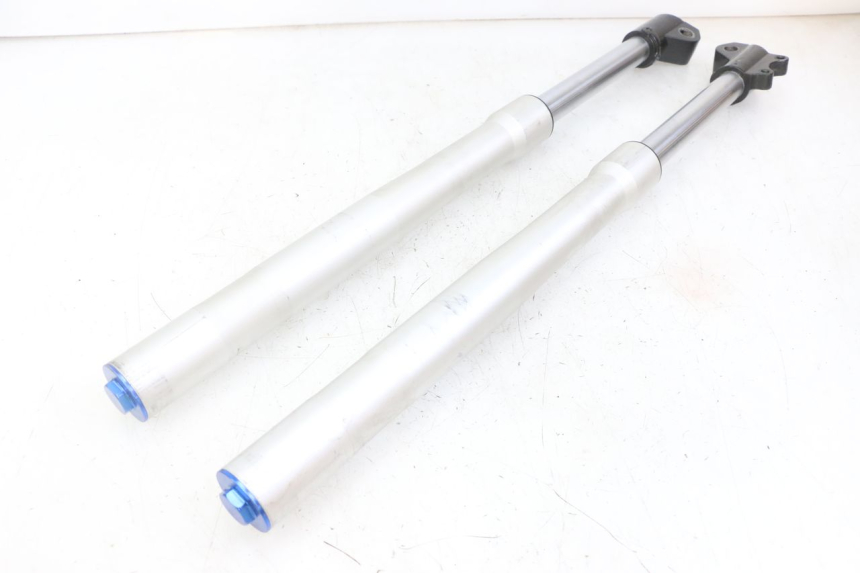 photo de OSŁONA WIDEŁEK AMORTYZATORA APOLLO RXF 125 - Widok ogólny