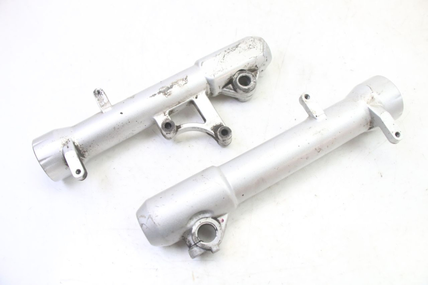 photo de OSŁONA WIDEŁEK AMORTYZATORA PEUGEOT SATELIS 250 (2006 - 2012) - Zoom stanu zużycia