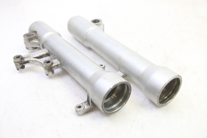 photo de OSŁONA WIDEŁEK AMORTYZATORA PEUGEOT SATELIS 250 (2006 - 2012) - Zbliżenie techniczne