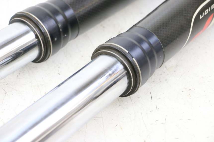 photo de OSŁONA WIDEŁEK AMORTYZATORA KTM SUPERENDURO R 950 (2005 - 2009) - Alternatywny kąt