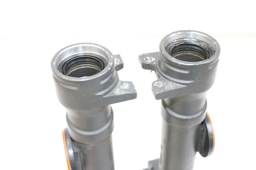 photo de OSŁONA WIDEŁEK ZAWIESZENIA PRZEDNIEGO YAMAHA TZR 50 (2008 - 2016) - Zoom stanu zużycia