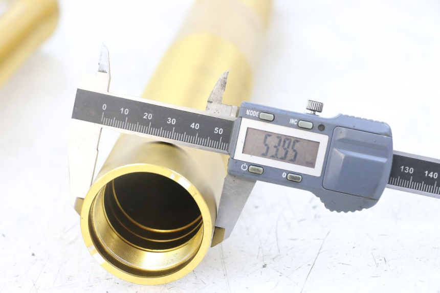 photo de OSŁONA WIDEŁEK AMORTYZATORA VENT DERAPAGE 50 (2018 - 2023) - Szczegół części