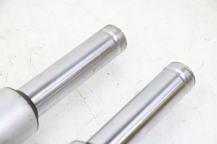 photo de OSŁONA WIDEŁEK ZAWIESZENIA PRZEDNIEGO PEUGEOT VIVACITY NEW 4T 50 (2008 - 2017) - Zdjęcie dodatkowe