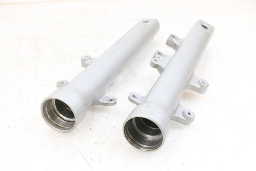 photo de OSŁONA WIDEŁEK ZAWIESZENIA PRZEDNIEGO DAELIM VJ ROADWIN FI 125 (2008 - 2017) - Zoom stanu zużycia