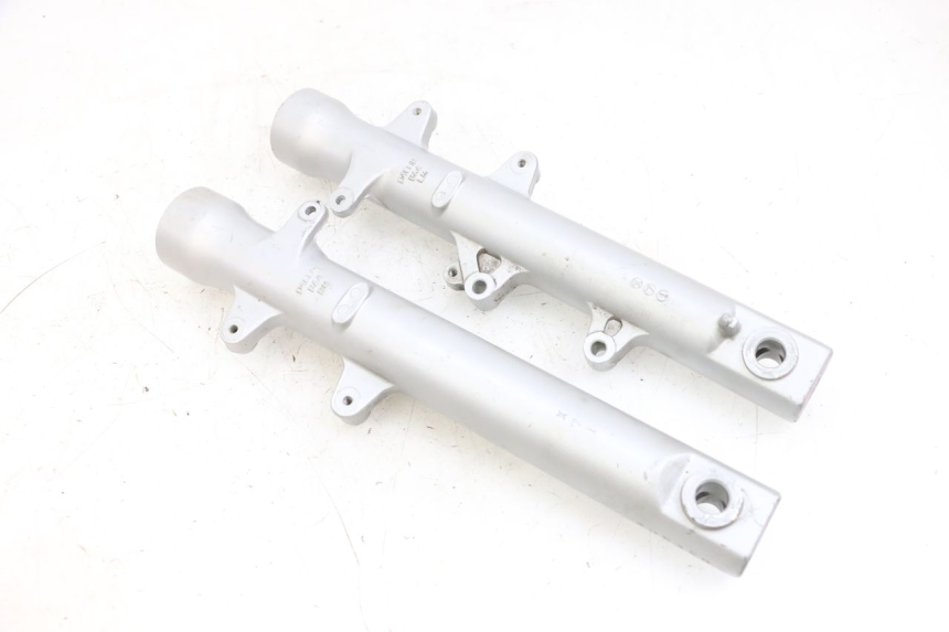 photo de OSŁONA WIDEŁEK ZAWIESZENIA PRZEDNIEGO DAELIM VJ ROADWIN FI 125 (2008 - 2017) - Zbliżenie techniczne