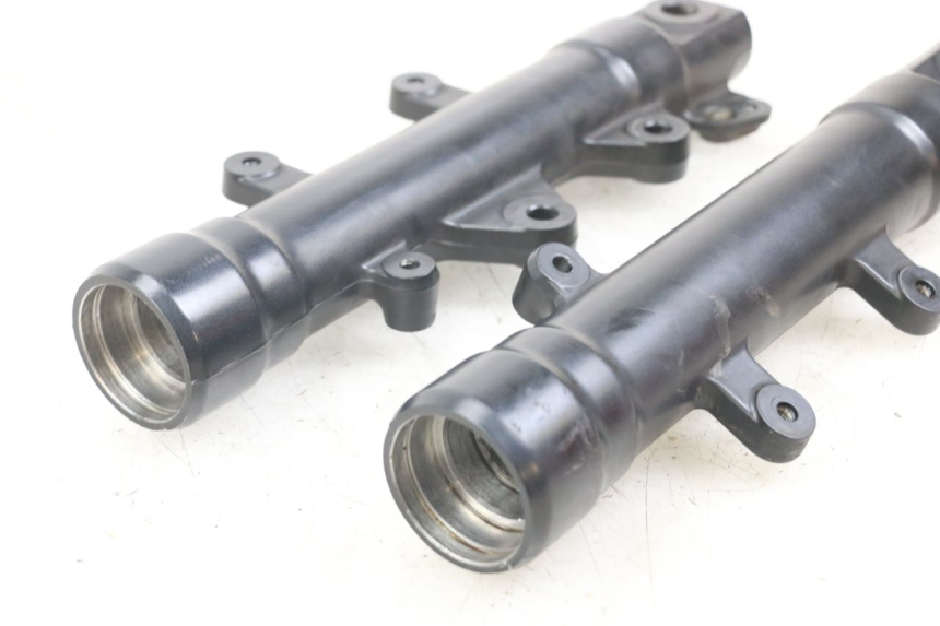 photo de OSŁONA WIDEŁEK ZAWIESZENIA PRZEDNIEGO YAMAHA XMAX X-MAX ABS 125 (2017 - 2020) - Zbliżenie techniczne