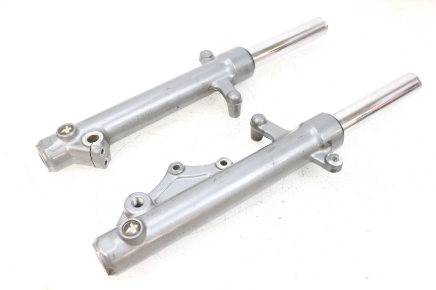 photo de OSŁONA WIDEŁEK ZAWIESZENIA PRZEDNIEGO YAMAHA XMAX X-MAX 125 (2006 - 2009) - Widok główny