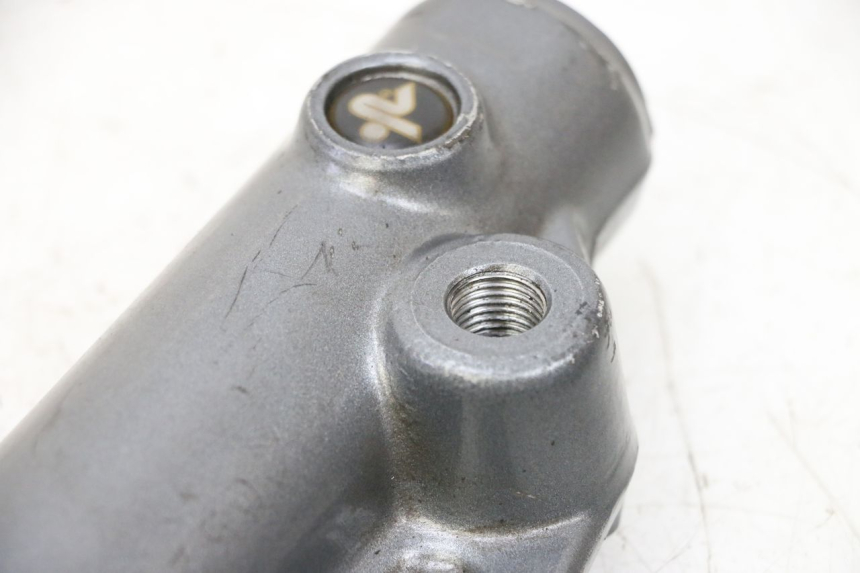 photo de OSŁONA WIDEŁEK ZAWIESZENIA PRZEDNIEGO YAMAHA XMAX X-MAX 125 (2006 - 2009) - Szczegół części