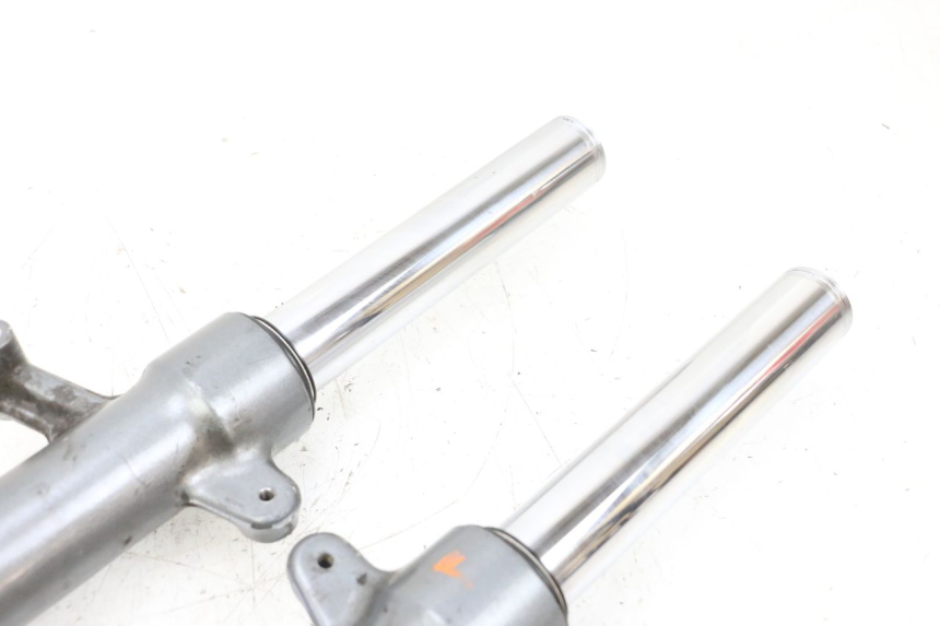 photo de OSŁONA WIDEŁEK ZAWIESZENIA PRZEDNIEGO YAMAHA XMAX X-MAX 125 (2006 - 2009) - Widok produktu