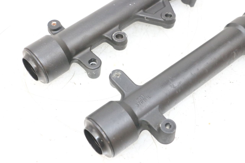 photo de OSŁONA WIDEŁEK ZAWIESZENIA PRZEDNIEGO YAMAHA X-MAX XMAX 125 (2010 - 2013) - Widok ogólny