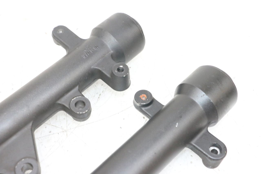 photo de OSŁONA WIDEŁEK ZAWIESZENIA PRZEDNIEGO YAMAHA X-MAX XMAX 125 (2010 - 2013) - Część sprawdzona