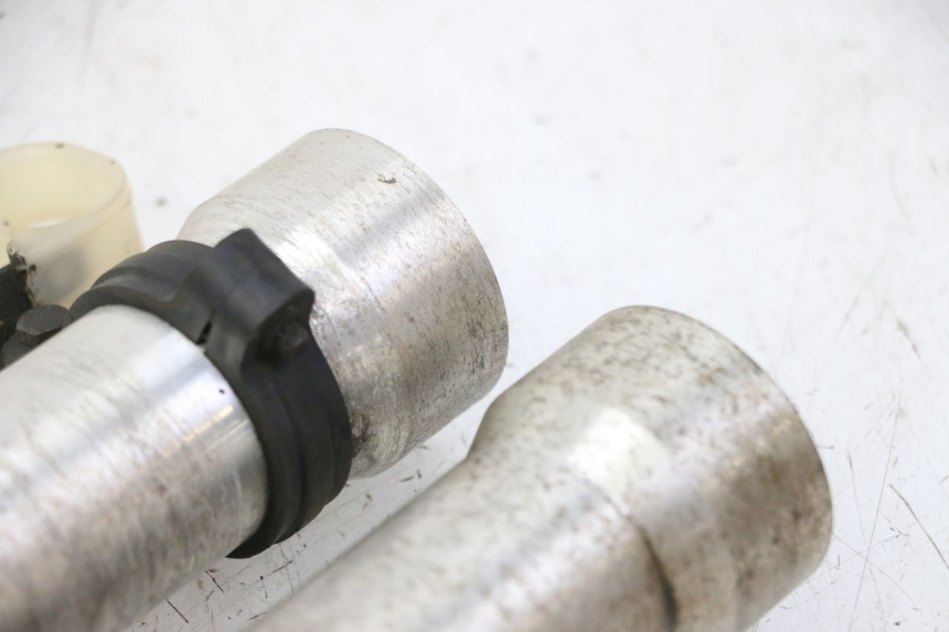 photo de OSŁONA WIDEŁEK ZAWIESZENIA PRZEDNIEGO HONDA X8R 50 (1998 - 2003) - Stan powierzchni