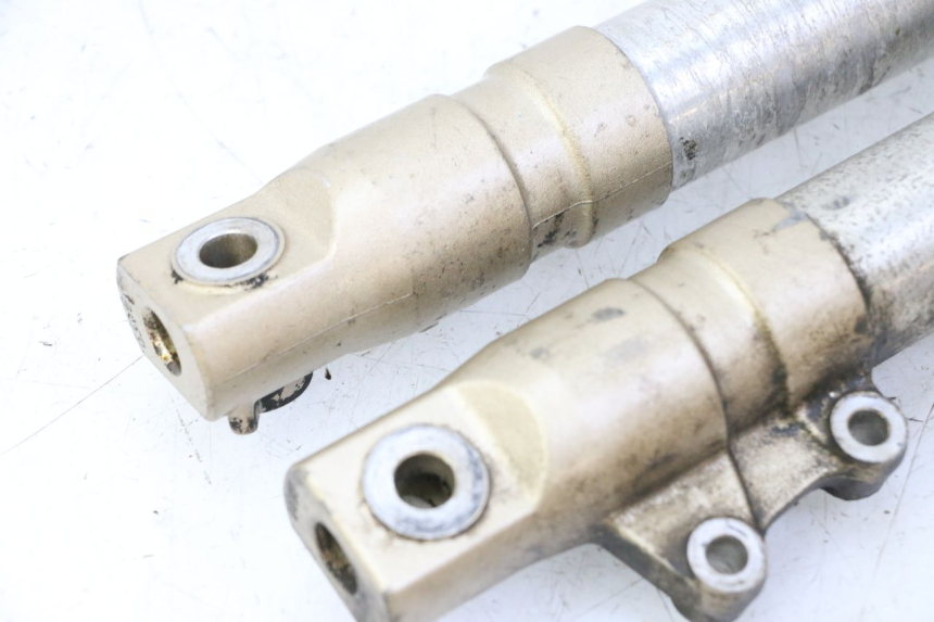 photo de OSŁONA WIDEŁEK ZAWIESZENIA PRZEDNIEGO HONDA X8R 50 (1998 - 2003) - Oznaczenia i referencje