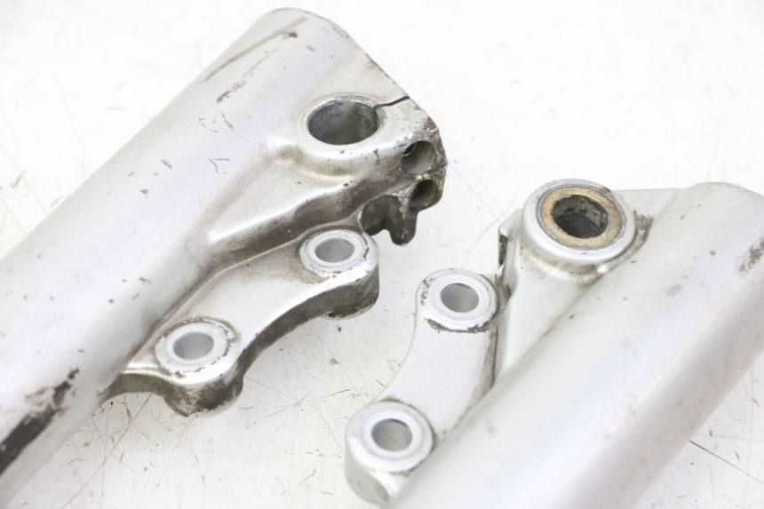 photo de OSŁONA WIDEŁEK ZAWIESZENIA PRZEDNIEGO PIAGGIO X9 EVOLUTION 125 (2003 - 2007) - Stan powierzchni