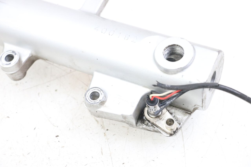 photo de OSŁONA WIDEŁEK AMORTYZATORA KYMCO XCITING 250 (2006 - 2009) - Zoom stanu zużycia