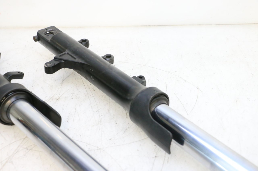 photo de TULEJA WIDEŁEK YAMAHA XP T-MAX ABS 500 (2005 - 2005) - Punkty mocowania