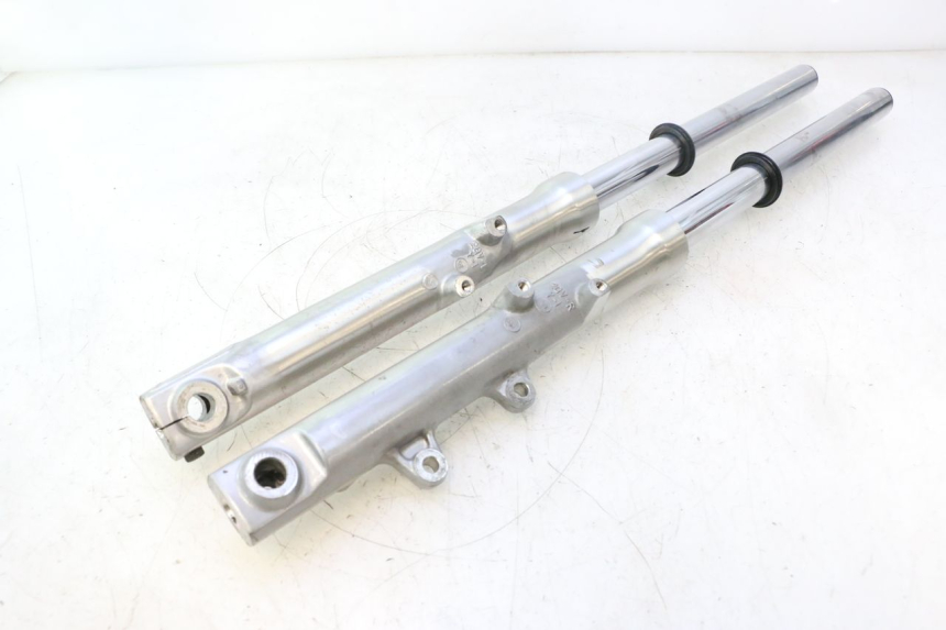 photo de TULEJA WIDEŁEK YAMAHA XV VIRAGO 535 (1988 - 2004) - Inny kąt widzenia