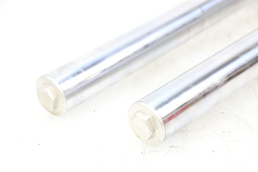 photo de OSŁONA WIDEŁEK ZAWIESZENIA PRZEDNIEGO YAMAHA XVS DRAG STAR DRAGSTAR 650 (1997 - 2007) - Zdjęcie dodatkowe