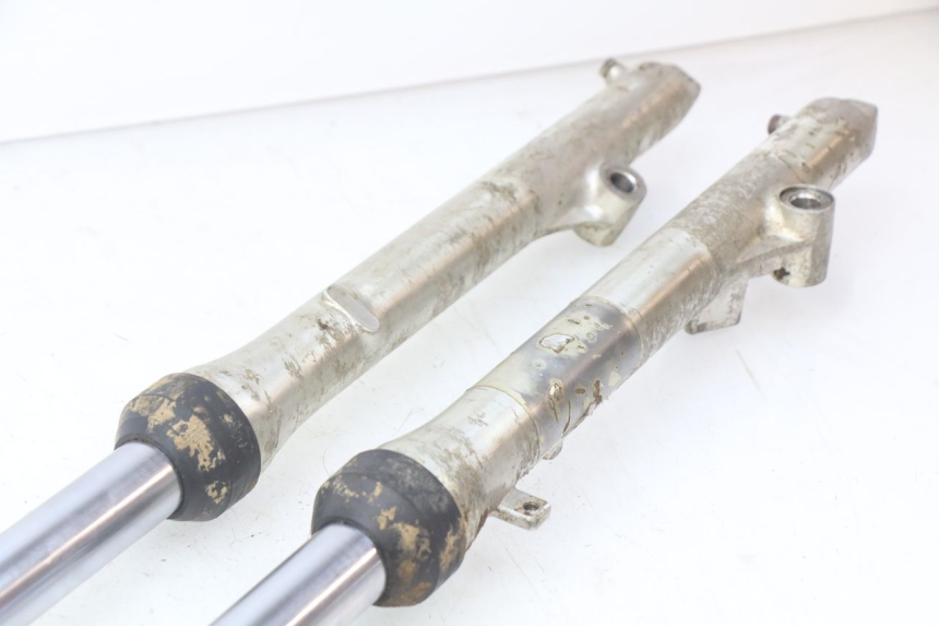 photo de OSŁONA WIDEŁEK ZAWIESZENIA PRZEDNIEGO YAMAHA YZ 80 (1982 - 1983) - Część sprawdzona