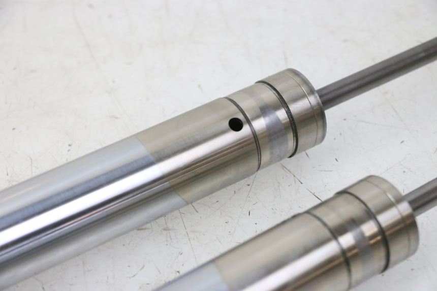 photo de OSŁONA WIDEŁEK ZAWIESZENIA PRZEDNIEGO YAMAHA YZ 85 (2002 - 2018) - Szczegóły charakterystyczne