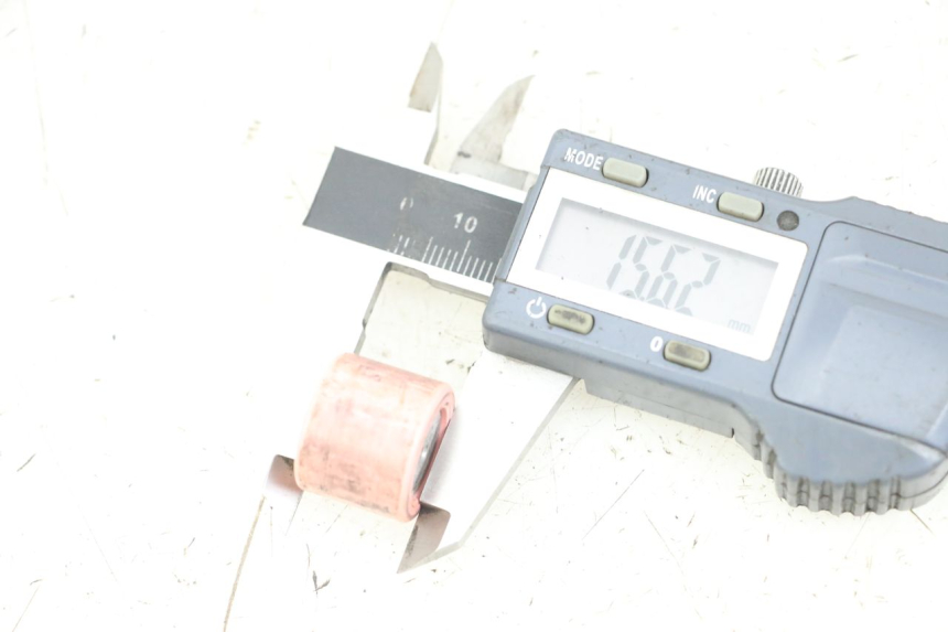 photo de ROLKI WARIATORA GILERA DNA 50 (2000 - 2007) - Szczegół części