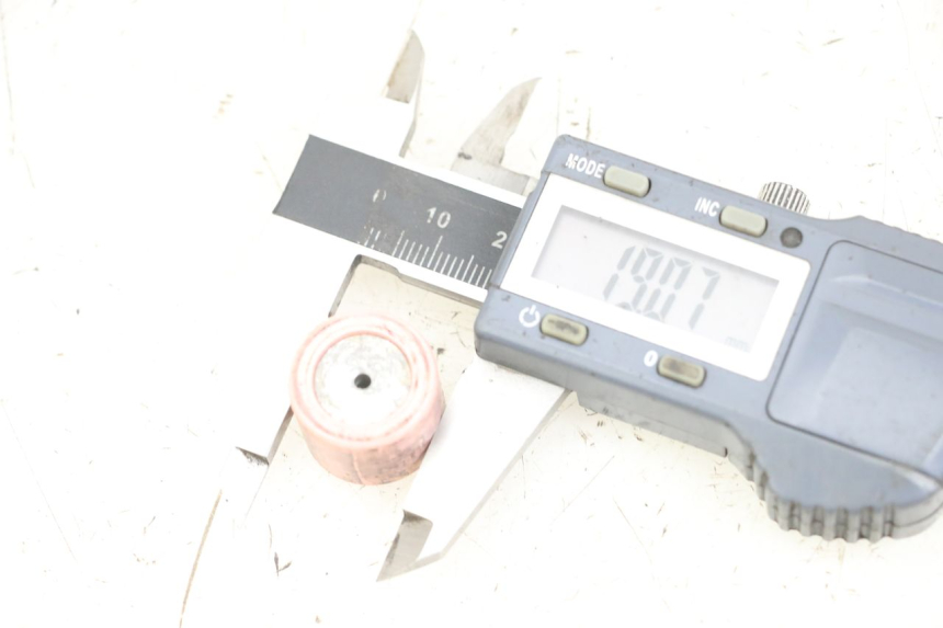 photo de ROLKI WARIATORA GILERA DNA 50 (2000 - 2007) - Zoom stanu zużycia