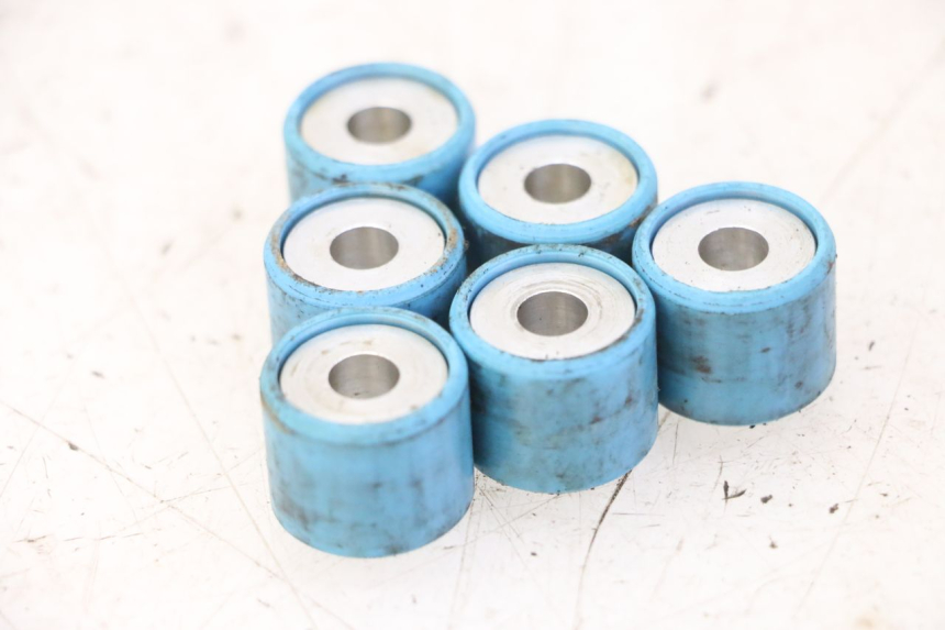 photo de ROLKI WARIATORA PIAGGIO VESPA GRANTURISMO 200 (2004 - 2005) - Inny kąt widzenia