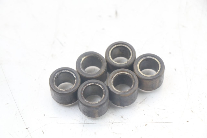 photo de ROLKI WARIATORA TNT MOTOR ROMA 10' 4T 50 (2007 - 2018) - Zoom stanu zużycia