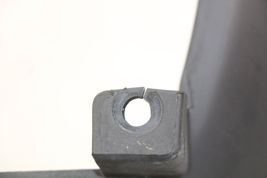 photo de TYLNY BŁOTNIK KYMCO AGILITY 16+ 4T 50 (2018 - 2023) - Zbliżenie techniczne