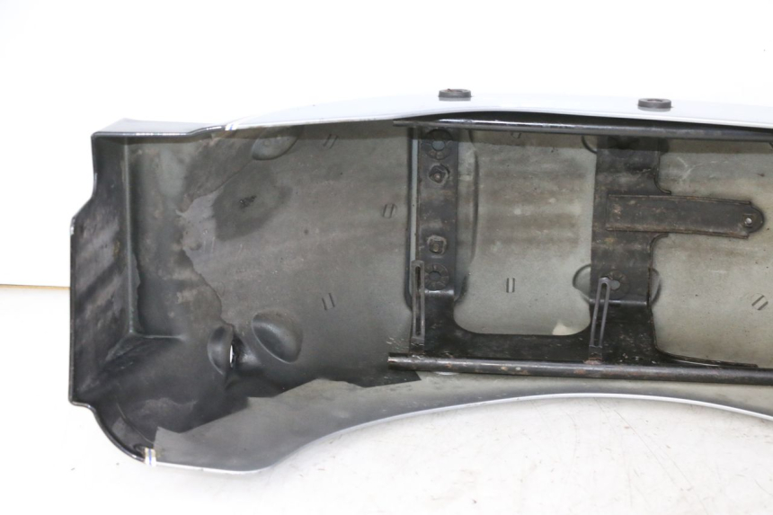 photo de TYLNY BŁOTNIK HYOSUNG GV AQUILA 125 (2000 - 2009) - Zoom stanu zużycia