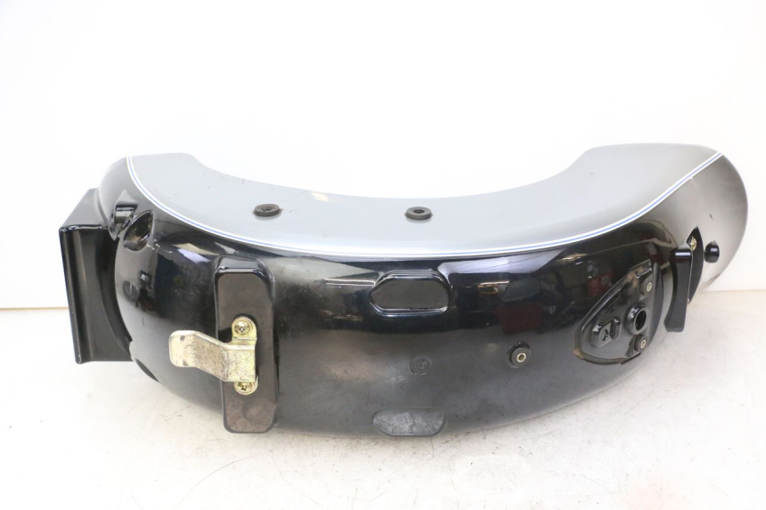 photo de TYLNY BŁOTNIK HYOSUNG GV AQUILA 125 (2000 - 2009) - Zbliżenie techniczne