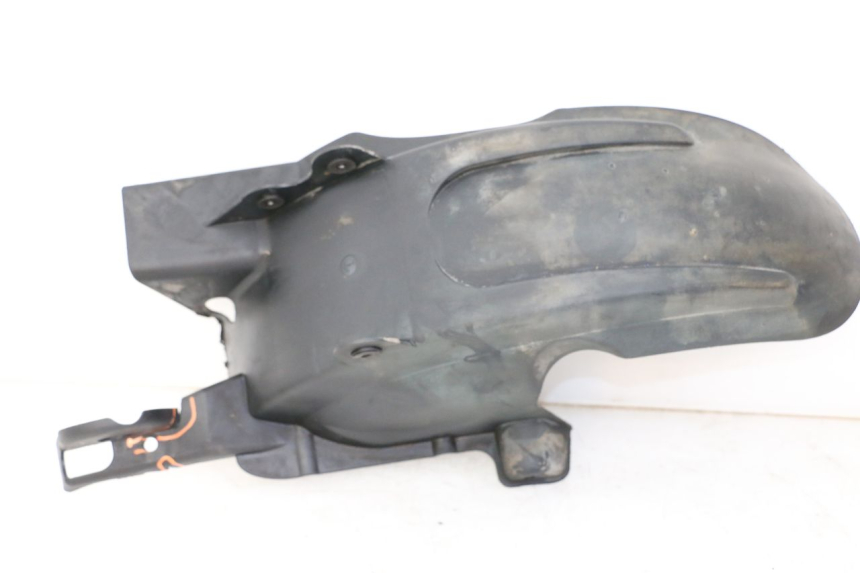 photo de TYLNY BŁOTNIK BMW C1 125 (2000 - 2003) - Zbliżenie techniczne