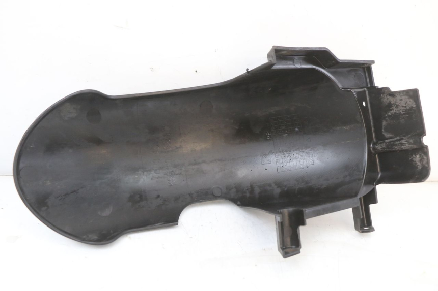 photo de TYLNY BŁOTNIK PEUGEOT KISBEE 4T 50 (2018 - 2022) - Zbliżenie techniczne