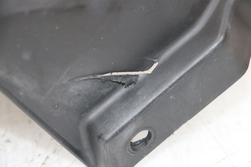 photo de TYLNY BŁOTNIK PEUGEOT KISBEE 4T 50 (2018 - 2022) - Punkty mocowania