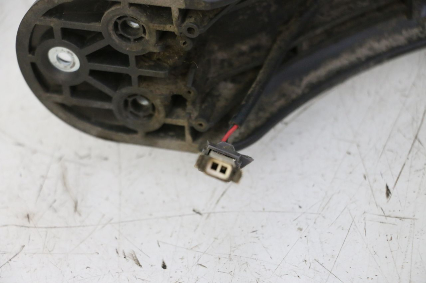 photo de TYLNY BŁOTNIK XIAOMI MI PRO 2 1 - Inny kąt widzenia