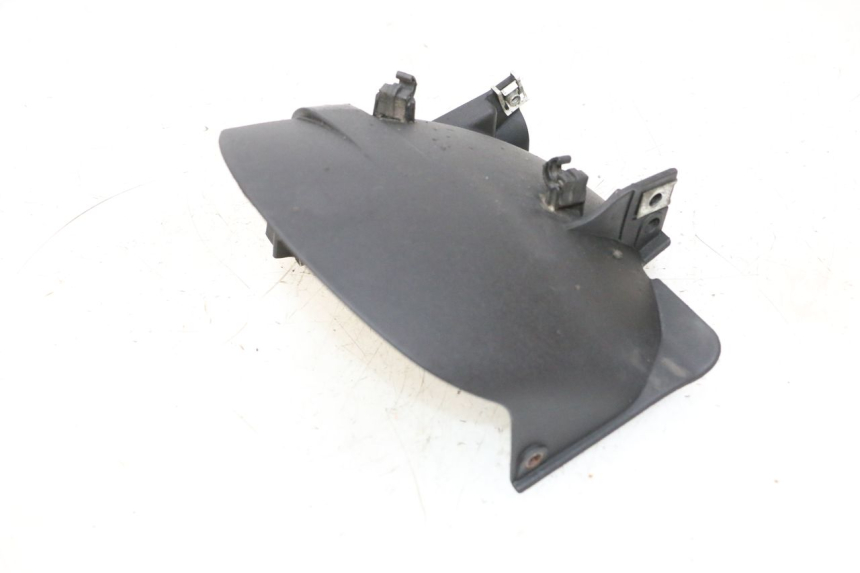 photo de TYLNY BŁOTNIK PIAGGIO MP3 HPE 300 (2019 - 2026) - Inny kąt widzenia