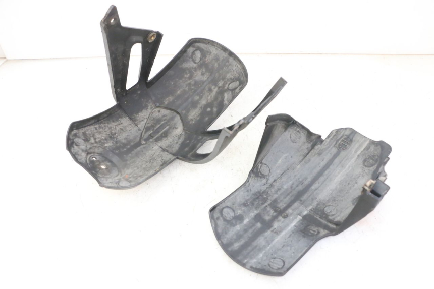 photo de TYLNY BŁOTNIK GILERA NEXUS 125 (2009 - 2013) - Szczegół części