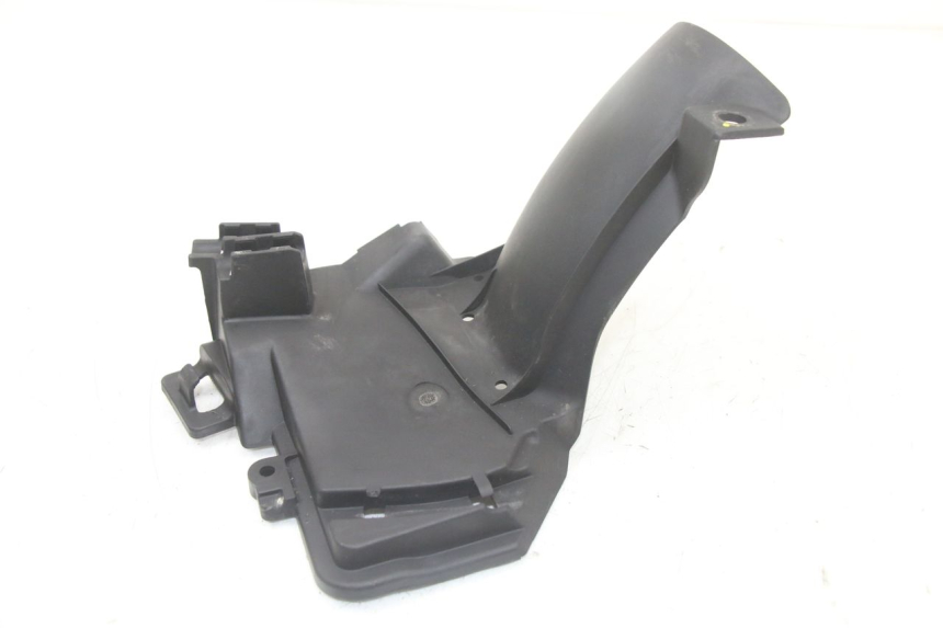 photo de TYLNY BŁOTNIK HONDA PCX (JF57/JF64) 125 (2014 - 2018) - Zbliżenie techniczne